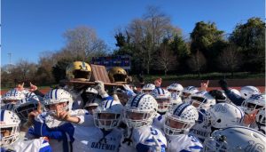 The 2018 Gators proudly host up the Gateway-Woodbury Trophy after winning 41-6