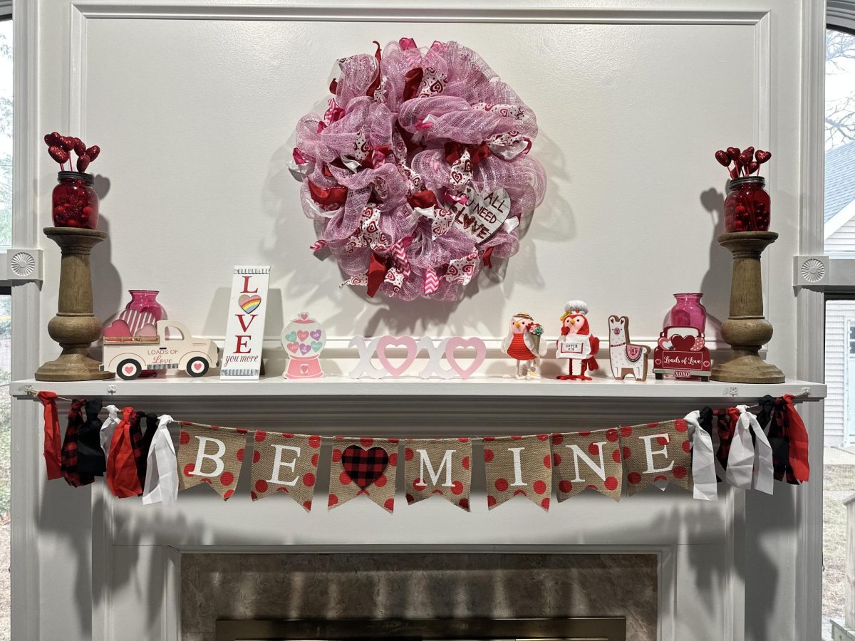 A beautiful shot of my home's living room mantle, all decked out for V Day.