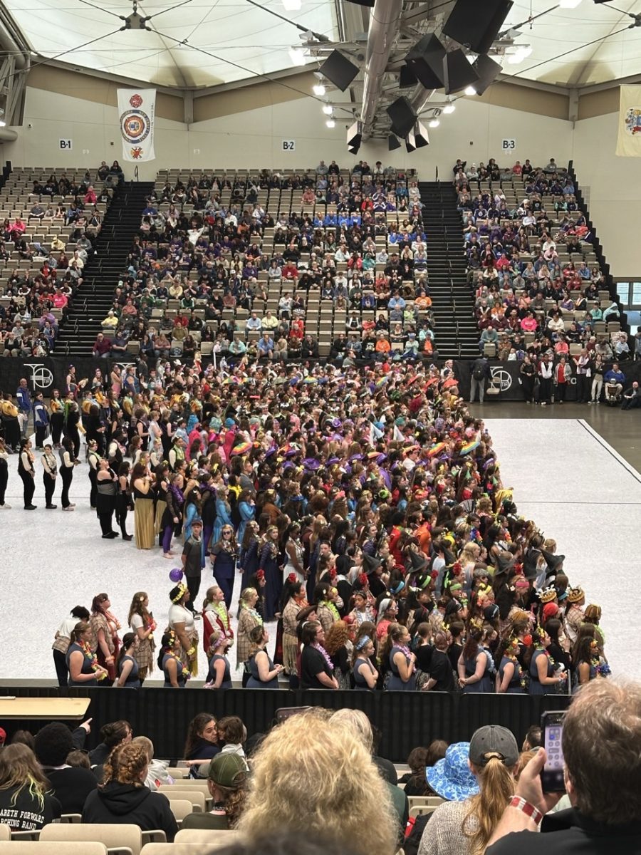 Many guards lined up to receive their awards on the evening of Sunday, May 4th.