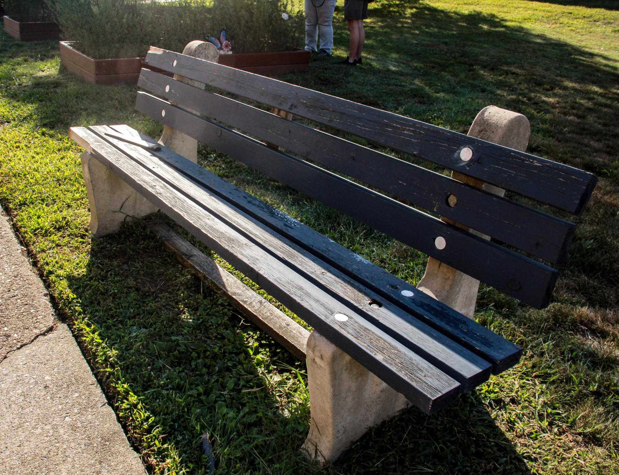In a lot of elementary schools, they had these "buddy benches" that were designed to help children who felt left out find someone to play with. But, much like this Gateway bench, it's a useless system. 